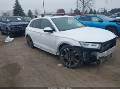 WA1C4AFYXJ2117220 2018 AUDI SQ5