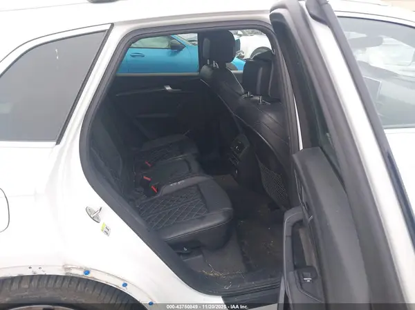 WA1C4AFYXJ2117220 2018 AUDI SQ5 - Image 8