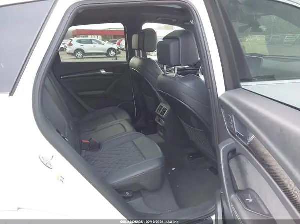 WA1C4AFYXJ2210531 2018 AUDI SQ5 - Image 8