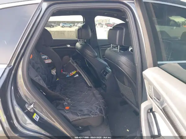 WA1C4AFYXJ2213610 2018 AUDI SQ5 - Image 8