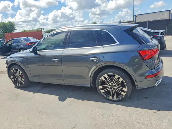 WA1C4AFYXJ2241164 2018 AUDI SQ5 - Image 2