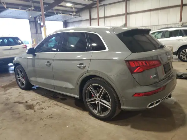 WA1C4AFYXK2002747 2019 AUDI SQ5 - Image 2