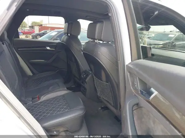 WA1C4AFYXL2122274 2020 AUDI SQ5 - Image 8