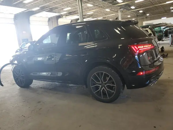WA1C4AFYXP2038915 2023 AUDI SQ5 - Image 2
