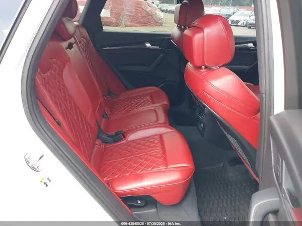 WA1C4BFY1J2098949 2018 AUDI SQ5 - Image 8