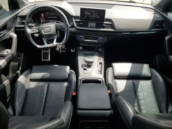WA1C4BFY3J2155720 2018 AUDI SQ5 - Image 8