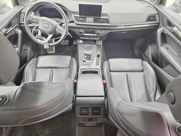 WA1C4BFY4J2030385 2018 AUDI SQ5 - Image 8