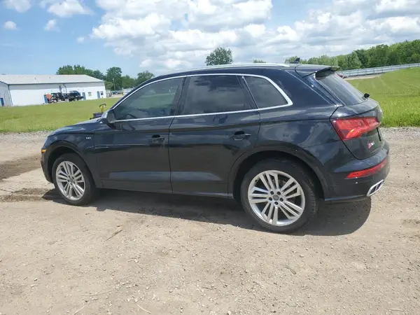 WA1C4BFY5J2052766 2018 AUDI SQ5 - Image 2