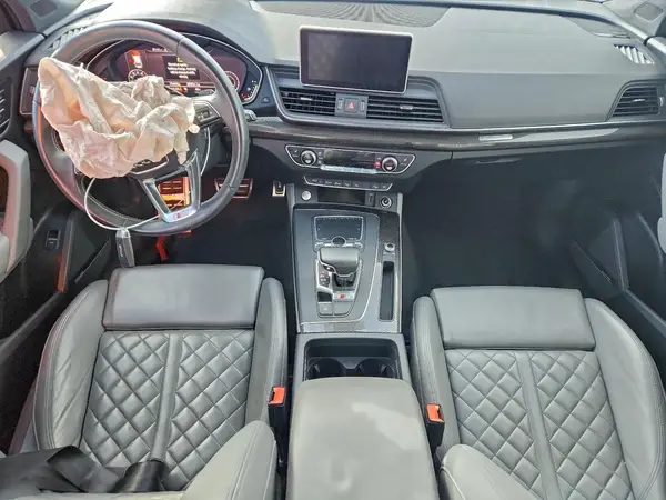 WA1C4BFY9K2021716 2019 AUDI SQ5 - Image 8