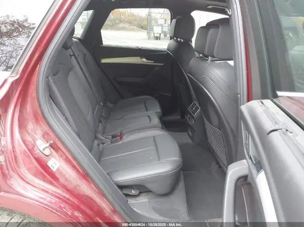 WA1C4BFYXJ2029189 2018 AUDI SQ5 - Image 8