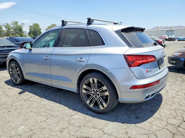 WA1C4BFYXJ2048793 2018 AUDI SQ5 - Image 2