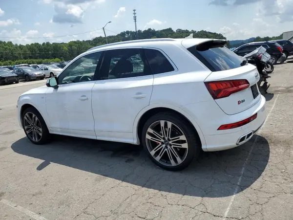 WA1C4BFYXJ2202922 2018 AUDI SQ5 - Image 2