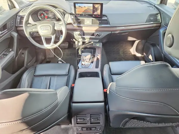 WA1CAAFY0M2023098 2021 AUDI Q5 - Image 8