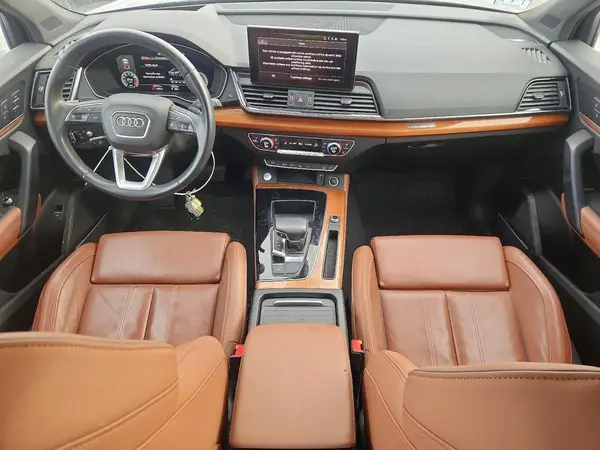 WA1CAAFY0M2089957 2021 AUDI Q5 - Image 8