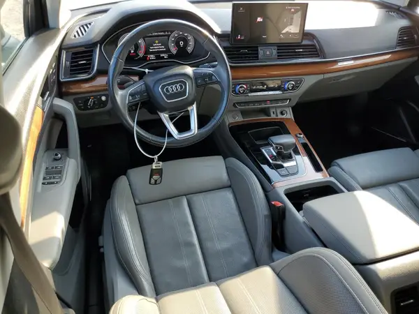 WA1CAAFY1M2007556 2021 AUDI Q5 - Image 8