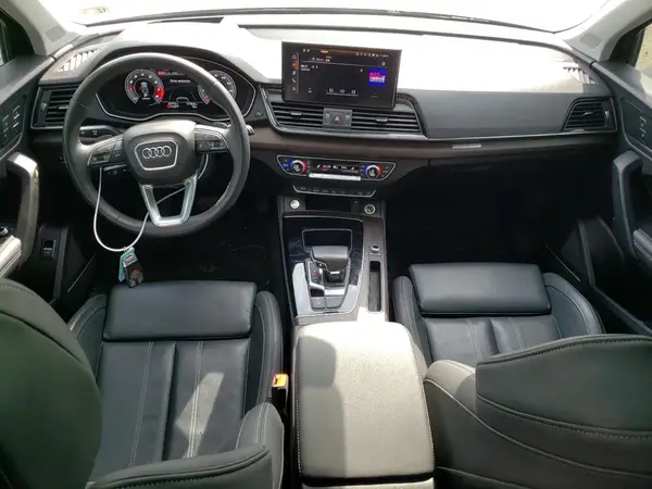 WA1CAAFY1M2028262 2021 AUDI Q5 - Image 8