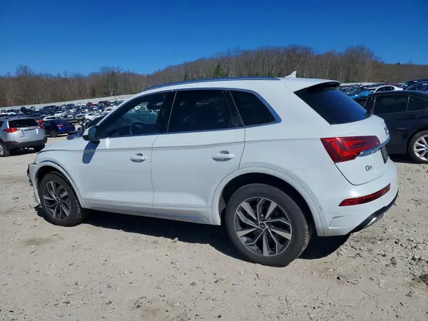 WA1CAAFY2M2007291 2021 AUDI Q5 - Image 2