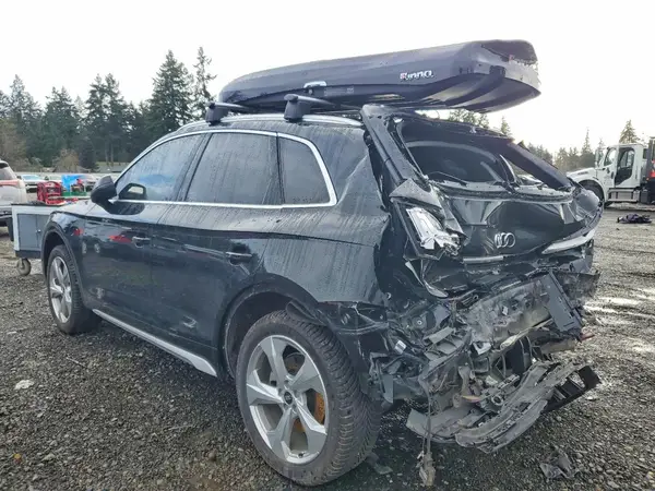 WA1CAAFY2M2068835 2021 AUDI Q5 - Image 2