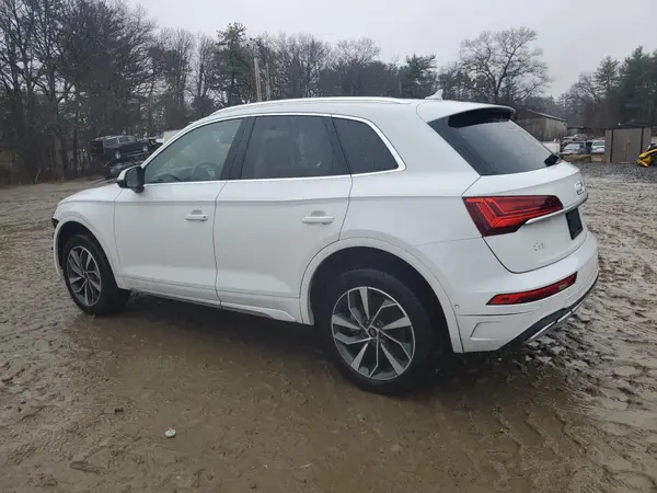 WA1CAAFY3M2019191 2021 AUDI Q5 - Image 2