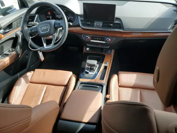 WA1CAAFY3M2112938 2021 AUDI Q5 - Image 8