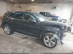 WA1CAAFY4M2020897 2021 AUDI Q5