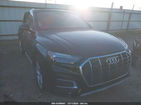 WA1CAAFY4M2101060 2021 AUDI Q5 - Image 1
