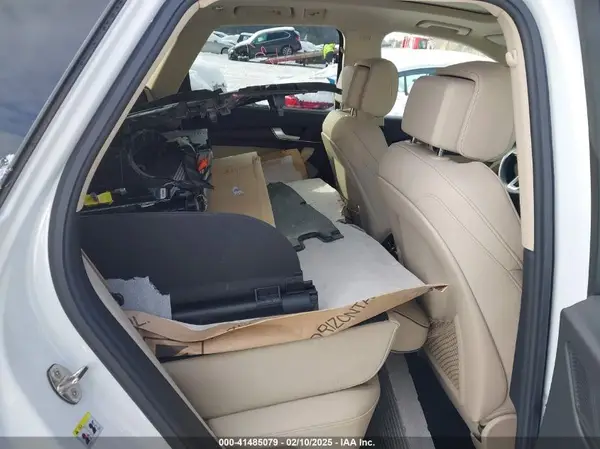 WA1CAAFY4M2108221 2021 AUDI Q5 - Image 8