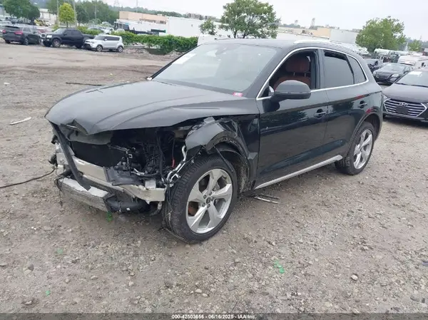 WA1CAAFY5M2020908 2021 AUDI Q5 - Image 2