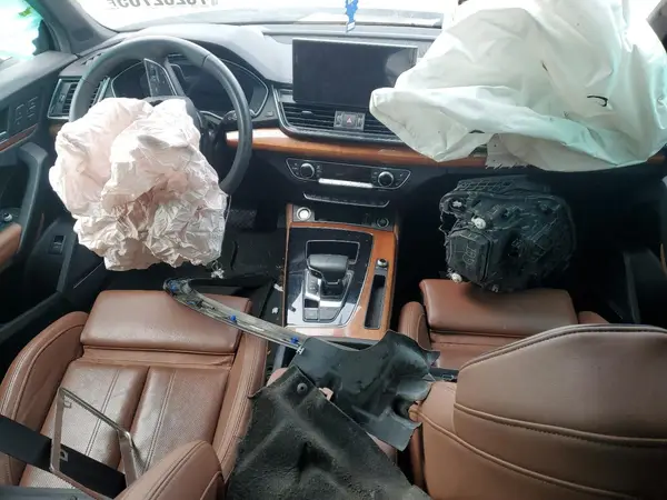 WA1CAAFY5M2062818 2021 AUDI Q5 - Image 8