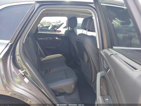 WA1CAAFY6M2114408 2021 AUDI Q5 - Image 8