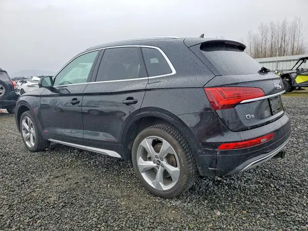 WA1CAAFYXM2009483 2021 AUDI Q5 - Image 2
