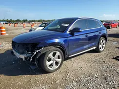 WA1CAAFYXM2048235 2021 AUDI Q5