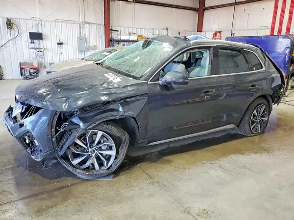 WA1CAAFYXM2102228 2021 AUDI Q5 - Image 1