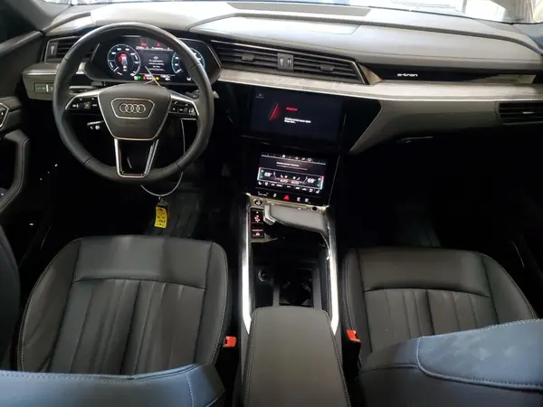 WA1CAAGE0RB010685 2024 AUDI Q8 - Image 8