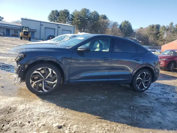 WA1CAAGE6RB060619 2024 AUDI Q8 - Image 1