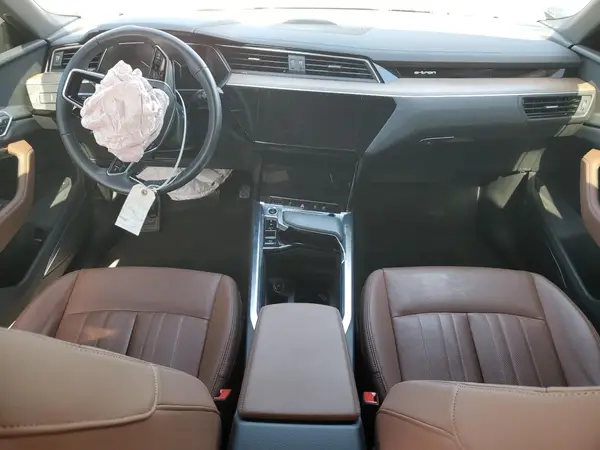 WA1CAAGE8RB049783 2024 AUDI Q8 - Image 8