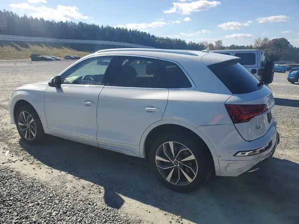 WA1CABFY6M2008949 2021 AUDI Q5 - Image 2
