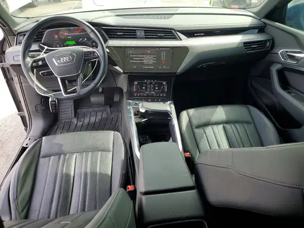 WA1CABGE6RB032244 2024 AUDI Q8 - Image 8