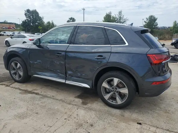 WA1CBAFY0P2156090 2023 AUDI Q5 - Image 2