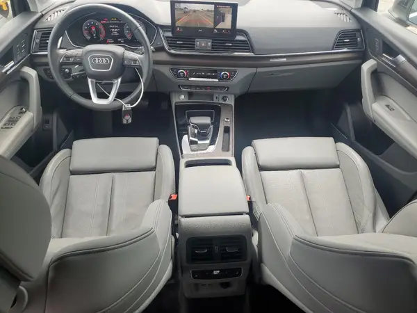 WA1CBAFY0P2156090 2023 AUDI Q5 - Image 8