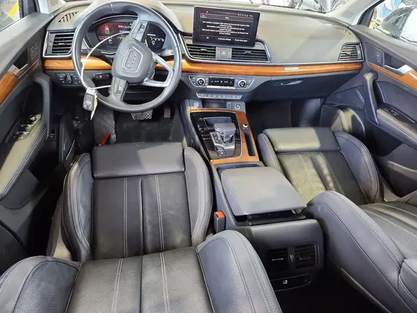 WA1CBAFY6R2047880 2024 AUDI Q5 - Image 8