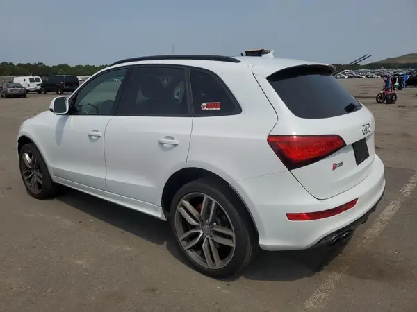 WA1CCAFP1GA011621 2016 AUDI SQ5 - Image 2
