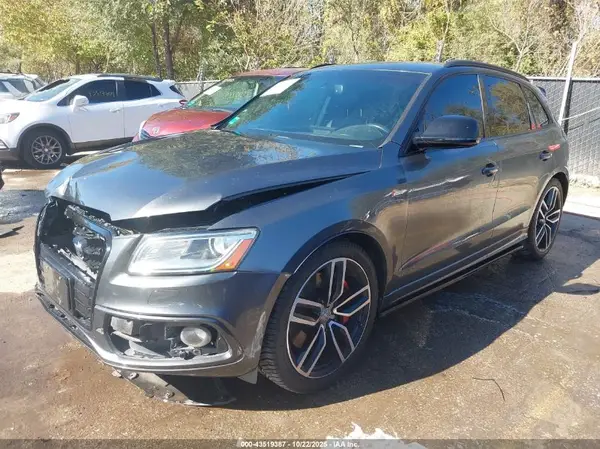 WA1CCAFP2HA046086 2017 AUDI SQ5 - Image 2
