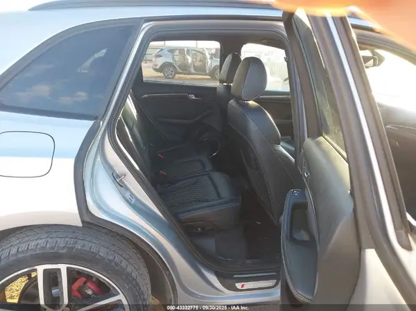 WA1CCAFP2HA075782 2017 AUDI SQ5 - Image 8