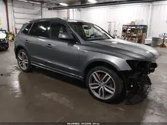 WA1CCAFP4GA011452 2016 AUDI SQ5