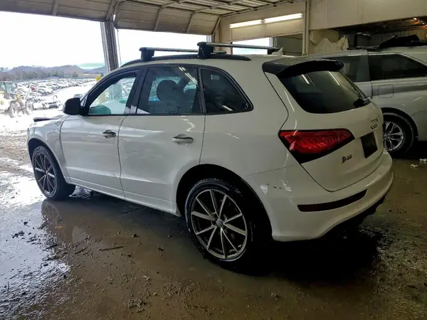 WA1CCAFP4HA036398 2017 AUDI SQ5 - Image 2