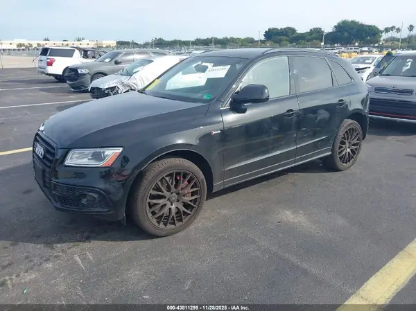 WA1CCAFP4HA073631 2017 AUDI SQ5 - Image 2