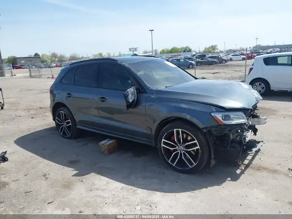 WA1CCAFP4HA083141 2017 AUDI SQ5 - Image 1
