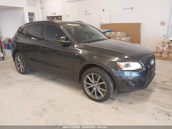 WA1CCAFP5HA041755 2017 AUDI SQ5 - Image 1