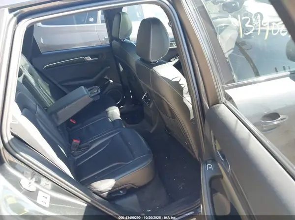 WA1CCAFP5HA093838 2017 AUDI SQ5 - Image 8